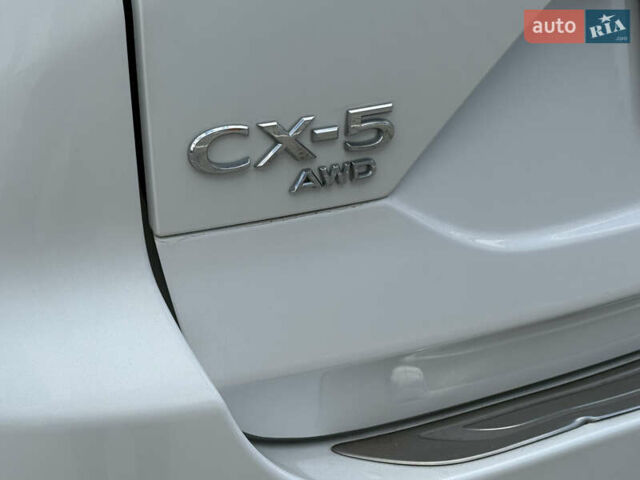 Білий Мазда СХ-5, об'ємом двигуна 2.5 л та пробігом 4 тис. км за 25999 $, фото 28 на Automoto.ua