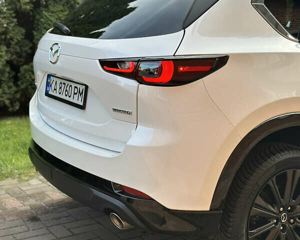 Мазда СХ-5 2022 в Киеве на Automoto.ua Белый Мазда СХ-5, объемом двигателя 2.49 л и пробегом 55 тыс. км за 25999 $, фото 6 на Automoto.ua