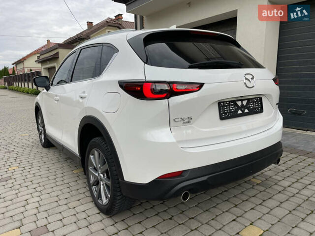 Белый Мазда СХ-5, объемом двигателя 2.5 л и пробегом 93 тыс. км за 23999 $, фото 6 на Automoto.ua