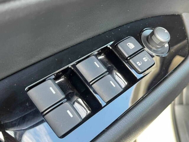 Белый Мазда СХ-5, объемом двигателя 2.5 л и пробегом 26 тыс. км за 23800 $, фото 19 на Automoto.ua