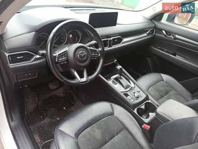Белый Мазда СХ-5, объемом двигателя 2.49 л и пробегом 100 тыс. км за 23900 $, фото 30 на Automoto.ua