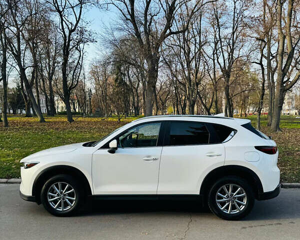 Белый Мазда СХ-5, объемом двигателя 2.5 л и пробегом 33 тыс. км за 26500 $, фото 24 на Automoto.ua