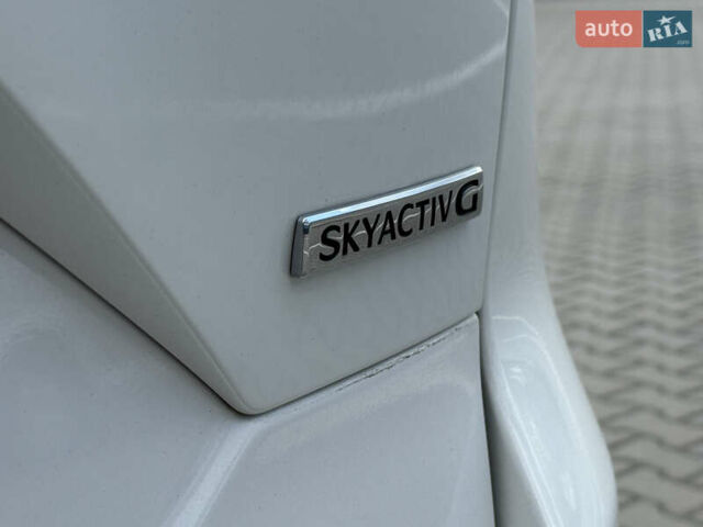 Білий Мазда СХ-5, об'ємом двигуна 2.5 л та пробігом 4 тис. км за 25999 $, фото 30 на Automoto.ua