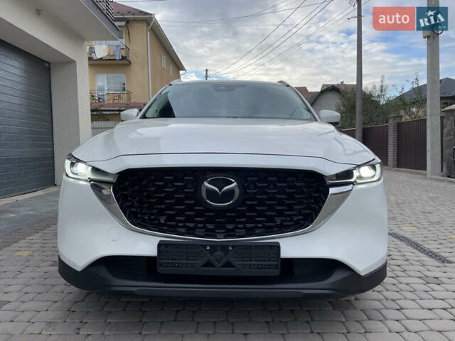 Белый Мазда СХ-5, объемом двигателя 2.5 л и пробегом 93 тыс. км за 23999 $, фото 1 на Automoto.ua