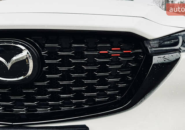 Білий Мазда СХ-5, об'ємом двигуна 2.49 л та пробігом 33 тис. км за 33000 $, фото 4 на Automoto.ua