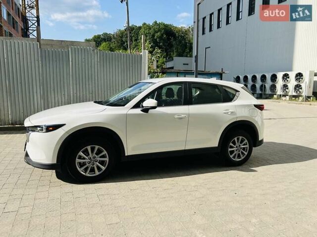 Белый Мазда СХ-5, объемом двигателя 2.49 л и пробегом 18 тыс. км за 21500 $, фото 2 на Automoto.ua