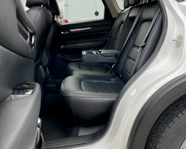 Белый Мазда СХ-5, объемом двигателя 2.49 л и пробегом 18 тыс. км за 24000 $, фото 10 на Automoto.ua