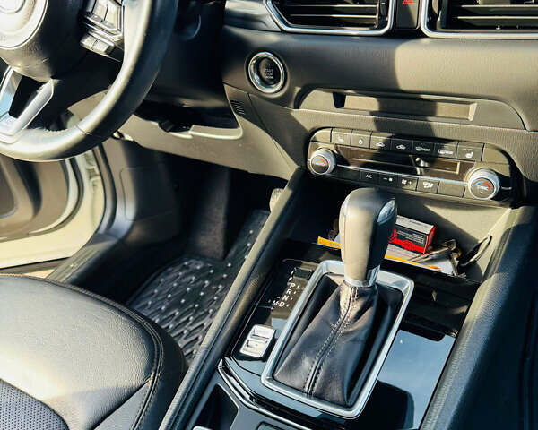 Белый Мазда СХ-5, объемом двигателя 2.5 л и пробегом 33 тыс. км за 26500 $, фото 28 на Automoto.ua