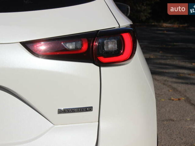 Белый Мазда СХ-5, объемом двигателя 2.49 л и пробегом 48 тыс. км за 22599 $, фото 7 на Automoto.ua