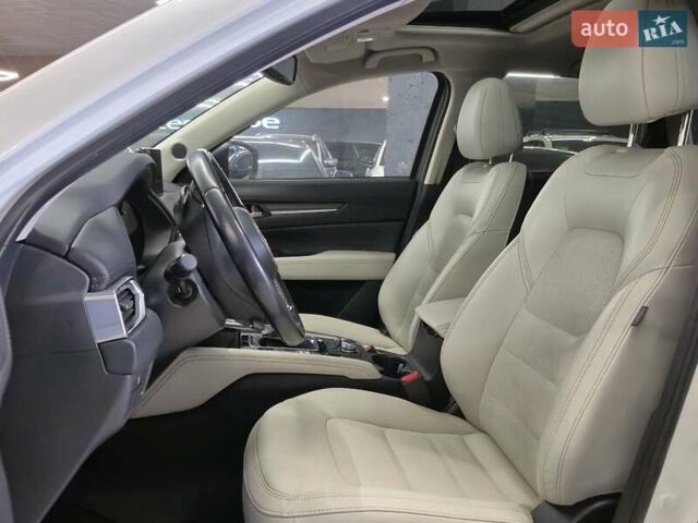 Белый Мазда СХ-5, объемом двигателя 2.49 л и пробегом 53 тыс. км за 25499 $, фото 7 на Automoto.ua