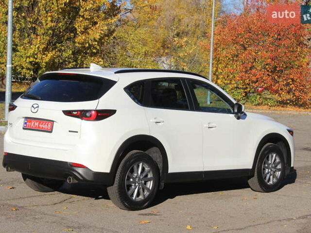 Белый Мазда СХ-5, объемом двигателя 2.49 л и пробегом 48 тыс. км за 22599 $, фото 4 на Automoto.ua
