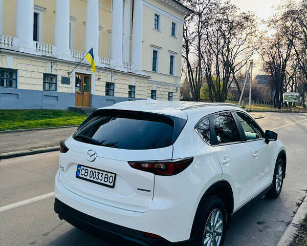 Белый Мазда СХ-5, объемом двигателя 2.5 л и пробегом 33 тыс. км за 26500 $, фото 3 на Automoto.ua
