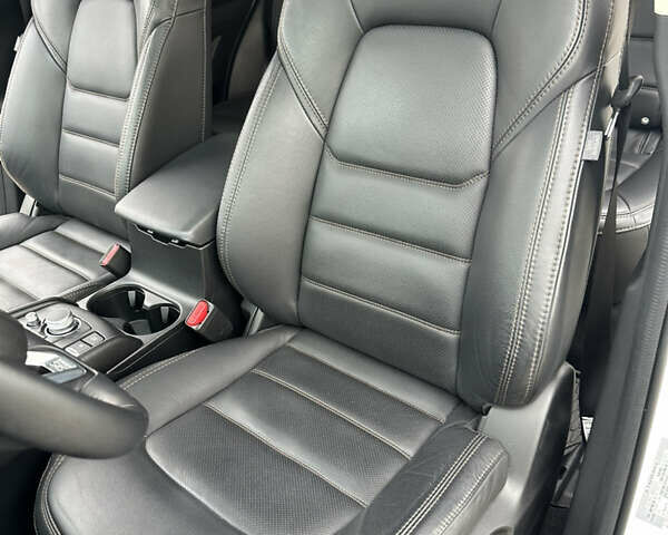 Белый Мазда СХ-5, объемом двигателя 2.5 л и пробегом 26 тыс. км за 23800 $, фото 41 на Automoto.ua