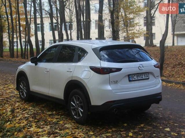 Білий Мазда СХ-5, об'ємом двигуна 2.49 л та пробігом 12 тис. км за 21700 $, фото 7 на Automoto.ua