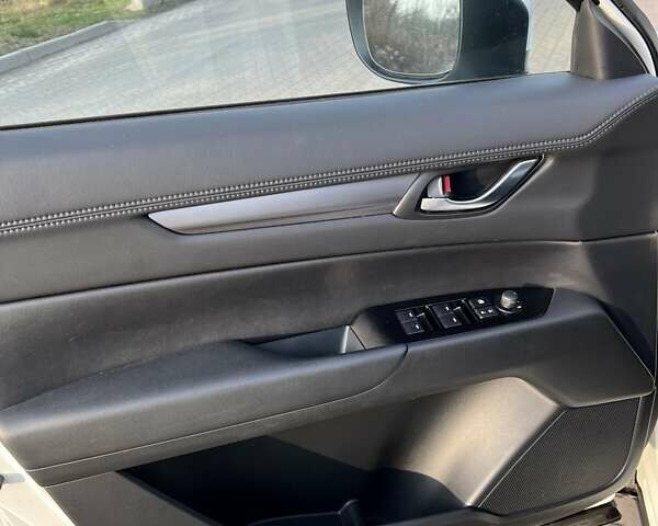 Белый Мазда СХ-5, объемом двигателя 2.49 л и пробегом 13 тыс. км за 24900 $, фото 96 на Automoto.ua