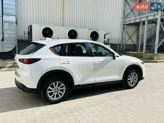 Білий Мазда СХ-5, об'ємом двигуна 2.49 л та пробігом 18 тис. км за 22700 $, фото 10 на Automoto.ua