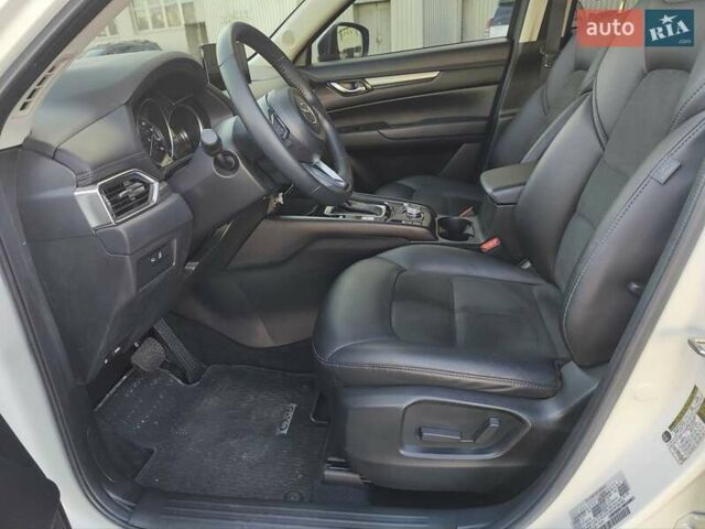 Белый Мазда СХ-5, объемом двигателя 2.49 л и пробегом 34 тыс. км за 23300 $, фото 6 на Automoto.ua