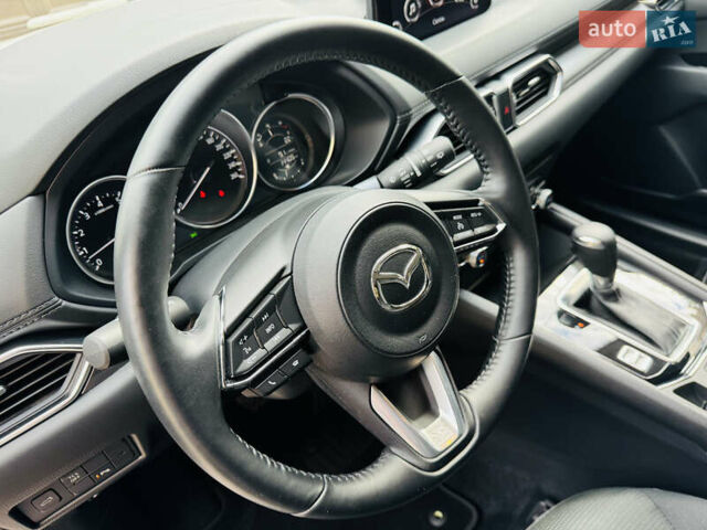 Белый Мазда СХ-5, объемом двигателя 2 л и пробегом 14 тыс. км за 27999 $, фото 48 на Automoto.ua