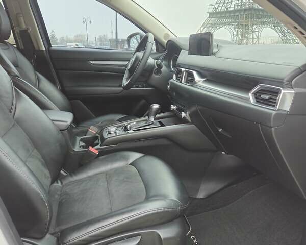 Белый Мазда СХ-5, объемом двигателя 2.49 л и пробегом 52 тыс. км за 22800 $, фото 16 на Automoto.ua