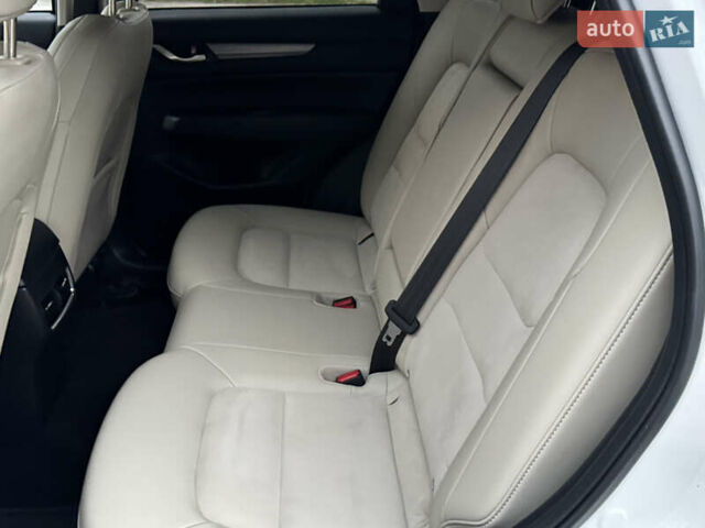 Мазда СХ-5 2023 в Полтаве на Automoto.ua Белый Мазда СХ-5, объемом двигателя 2.49 л и пробегом 30 тыс. км за 23500 $, фото 39 на Automoto.ua