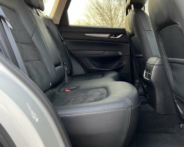 Белый Мазда СХ-5, объемом двигателя 2.49 л и пробегом 13 тыс. км за 24900 $, фото 92 на Automoto.ua