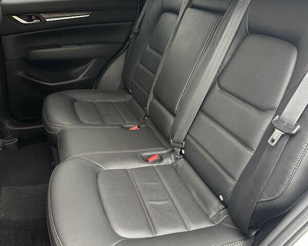 Белый Мазда СХ-5, объемом двигателя 2.49 л и пробегом 85 тыс. км за 26500 $, фото 34 на Automoto.ua