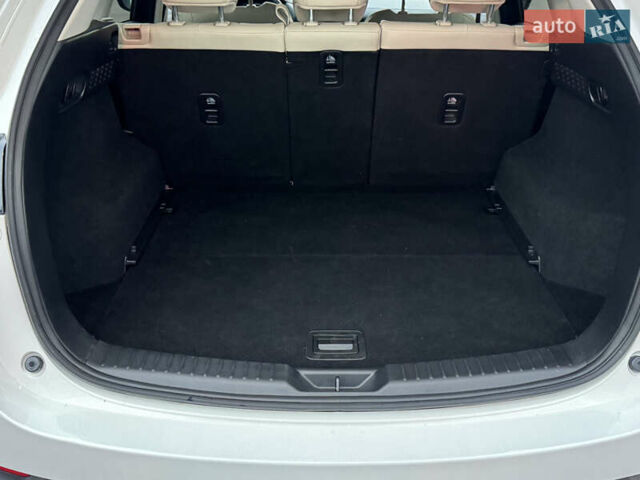 Мазда СХ-5 2023 в Полтаве на Automoto.ua Белый Мазда СХ-5, объемом двигателя 2.49 л и пробегом 30 тыс. км за 23500 $, фото 44 на Automoto.ua