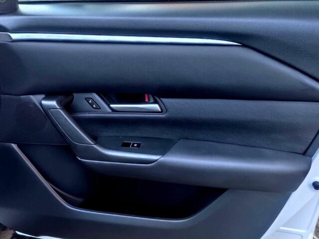 Белый Мазда СХ-5, объемом двигателя 2.5 л и пробегом 27 тыс. км за 27900 $, фото 17 на Automoto.ua