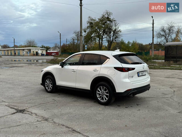 Мазда СХ-5 2023 в Полтаве на Automoto.ua Белый Мазда СХ-5, объемом двигателя 2.49 л и пробегом 30 тыс. км за 23500 $, фото 4 на Automoto.ua