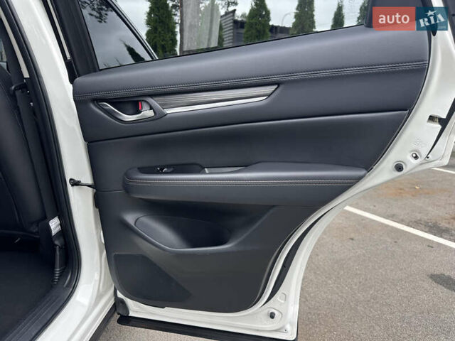 Белый Мазда СХ-5, объемом двигателя 2.49 л и пробегом 85 тыс. км за 26500 $, фото 39 на Automoto.ua