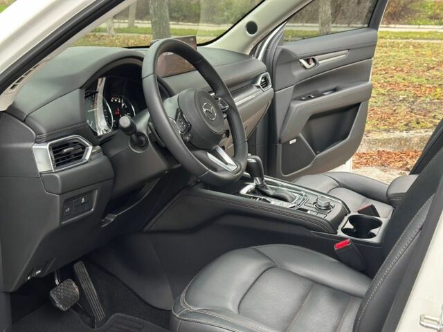 Белый Мазда СХ-5, объемом двигателя 2.5 л и пробегом 42 тыс. км за 22800 $, фото 6 на Automoto.ua