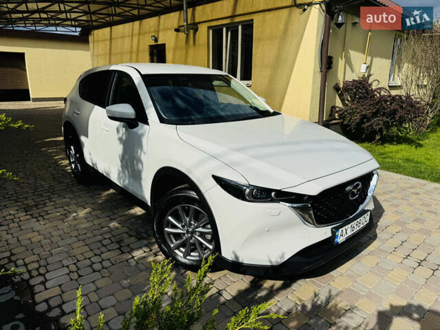Белый Мазда СХ-5, объемом двигателя 2 л и пробегом 14 тыс. км за 27999 $, фото 63 на Automoto.ua