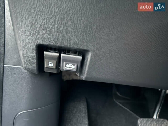 Мазда СХ-5 2023 в Полтаве на Automoto.ua Белый Мазда СХ-5, объемом двигателя 2.49 л и пробегом 30 тыс. км за 23500 $, фото 25 на Automoto.ua