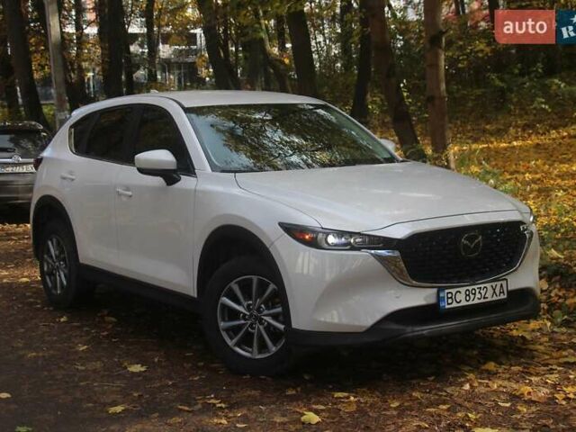 Білий Мазда СХ-5, об'ємом двигуна 2.49 л та пробігом 12 тис. км за 21700 $, фото 10 на Automoto.ua
