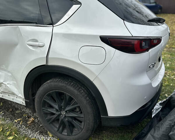 Білий Мазда СХ-5, об'ємом двигуна 2.49 л та пробігом 12 тис. км за 20500 $, фото 5 на Automoto.ua