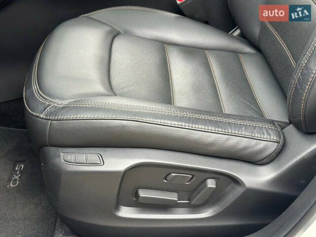 Белый Мазда СХ-5, объемом двигателя 2.5 л и пробегом 42 тыс. км за 22800 $, фото 9 на Automoto.ua