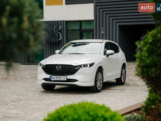 Білий Мазда СХ-5, об'ємом двигуна 2.49 л та пробігом 1 тис. км за 39100 $, фото 2 на Automoto.ua
