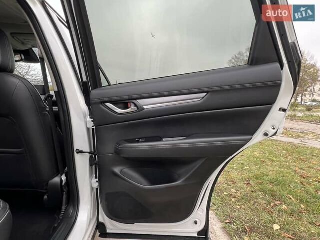 Белый Мазда СХ-5, объемом двигателя 2.49 л и пробегом 17 тыс. км за 25950 $, фото 40 на Automoto.ua