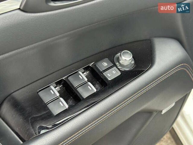 Белый Мазда СХ-5, объемом двигателя 2.5 л и пробегом 42 тыс. км за 22800 $, фото 10 на Automoto.ua