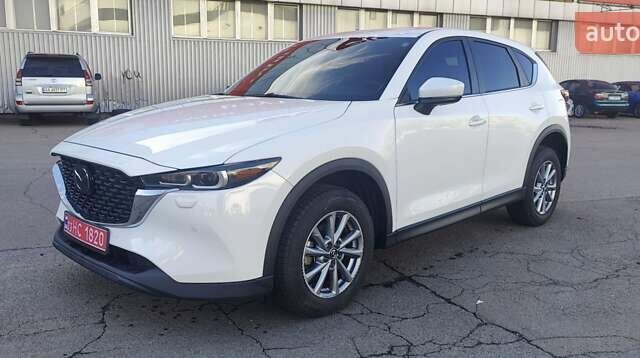 Белый Мазда СХ-5, объемом двигателя 2.49 л и пробегом 34 тыс. км за 23300 $, фото 1 на Automoto.ua