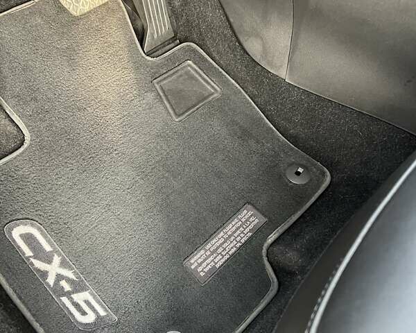 Белый Мазда СХ-5, объемом двигателя 2.49 л и пробегом 13 тыс. км за 24900 $, фото 40 на Automoto.ua