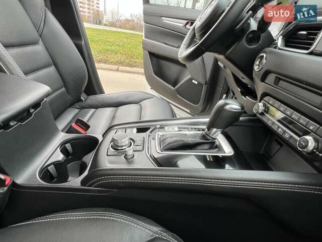 Белый Мазда СХ-5, объемом двигателя 2.49 л и пробегом 17 тыс. км за 25950 $, фото 47 на Automoto.ua