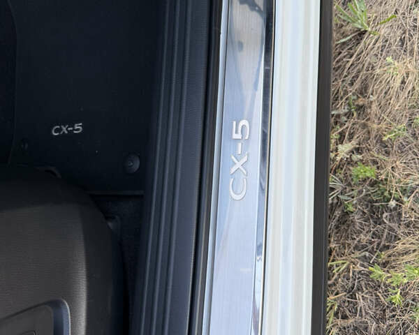 Белый Мазда СХ-5, объемом двигателя 2.49 л и пробегом 22 тыс. км за 29500 $, фото 23 на Automoto.ua