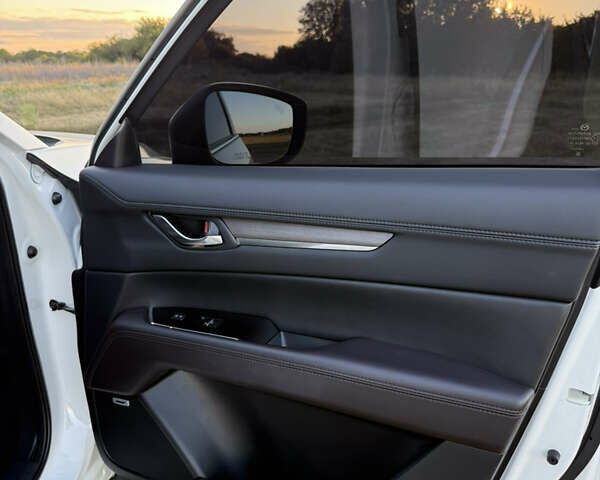 Белый Мазда СХ-5, объемом двигателя 2.49 л и пробегом 22 тыс. км за 29500 $, фото 22 на Automoto.ua