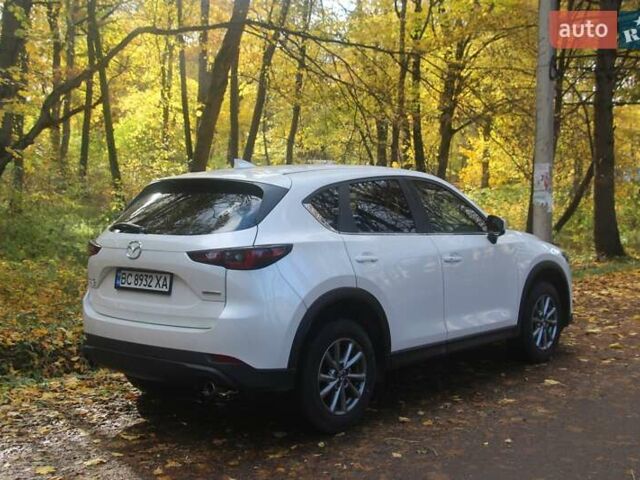 Білий Мазда СХ-5, об'ємом двигуна 2.49 л та пробігом 12 тис. км за 21700 $, фото 5 на Automoto.ua