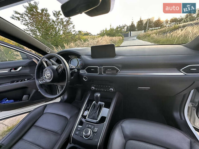 Белый Мазда СХ-5, объемом двигателя 2.49 л и пробегом 45 тыс. км за 35499 $, фото 3 на Automoto.ua