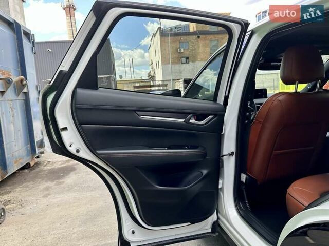Белый Мазда СХ-5, объемом двигателя 2.5 л и пробегом 5 тыс. км за 28999 $, фото 31 на Automoto.ua