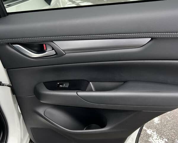 Білий Мазда СХ-5, об'ємом двигуна 2.49 л та пробігом 14 тис. км за 24500 $, фото 110 на Automoto.ua