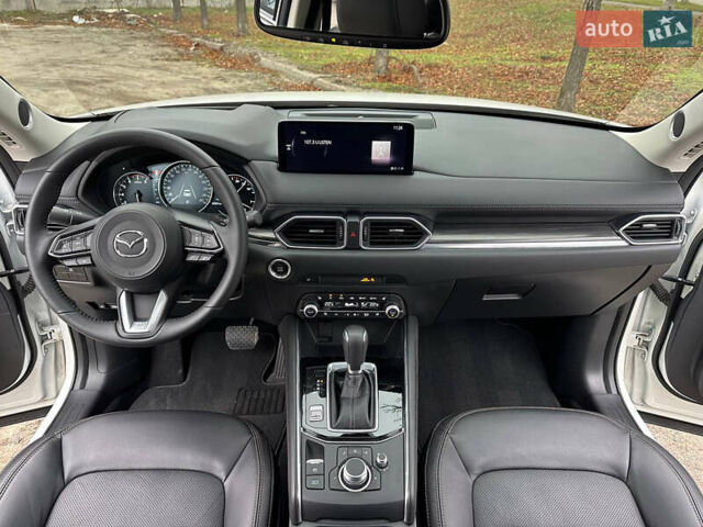 Белый Мазда СХ-5, объемом двигателя 2.5 л и пробегом 42 тыс. км за 22800 $, фото 15 на Automoto.ua