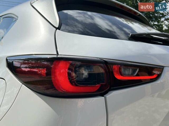 Белый Мазда СХ-5, объемом двигателя 2.49 л и пробегом 17 тыс. км за 25950 $, фото 25 на Automoto.ua